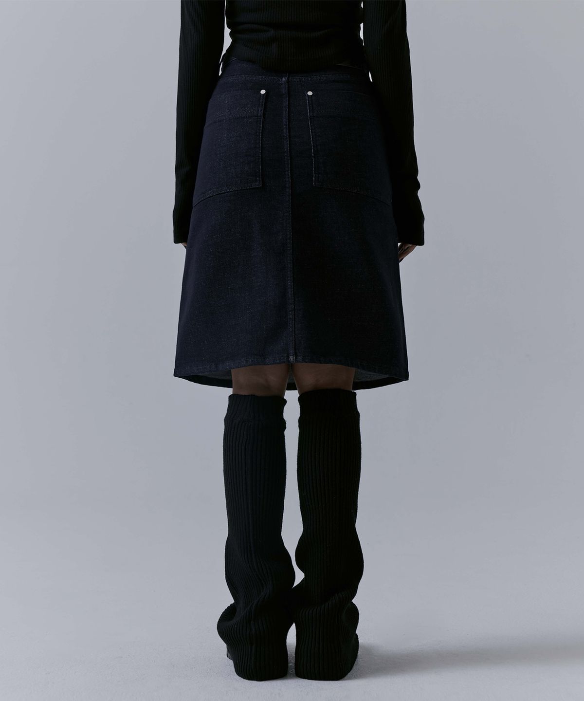 트리밍버드(TREEMINGBIRD) One Button Denim Set-up Skirt [ Indigo ]