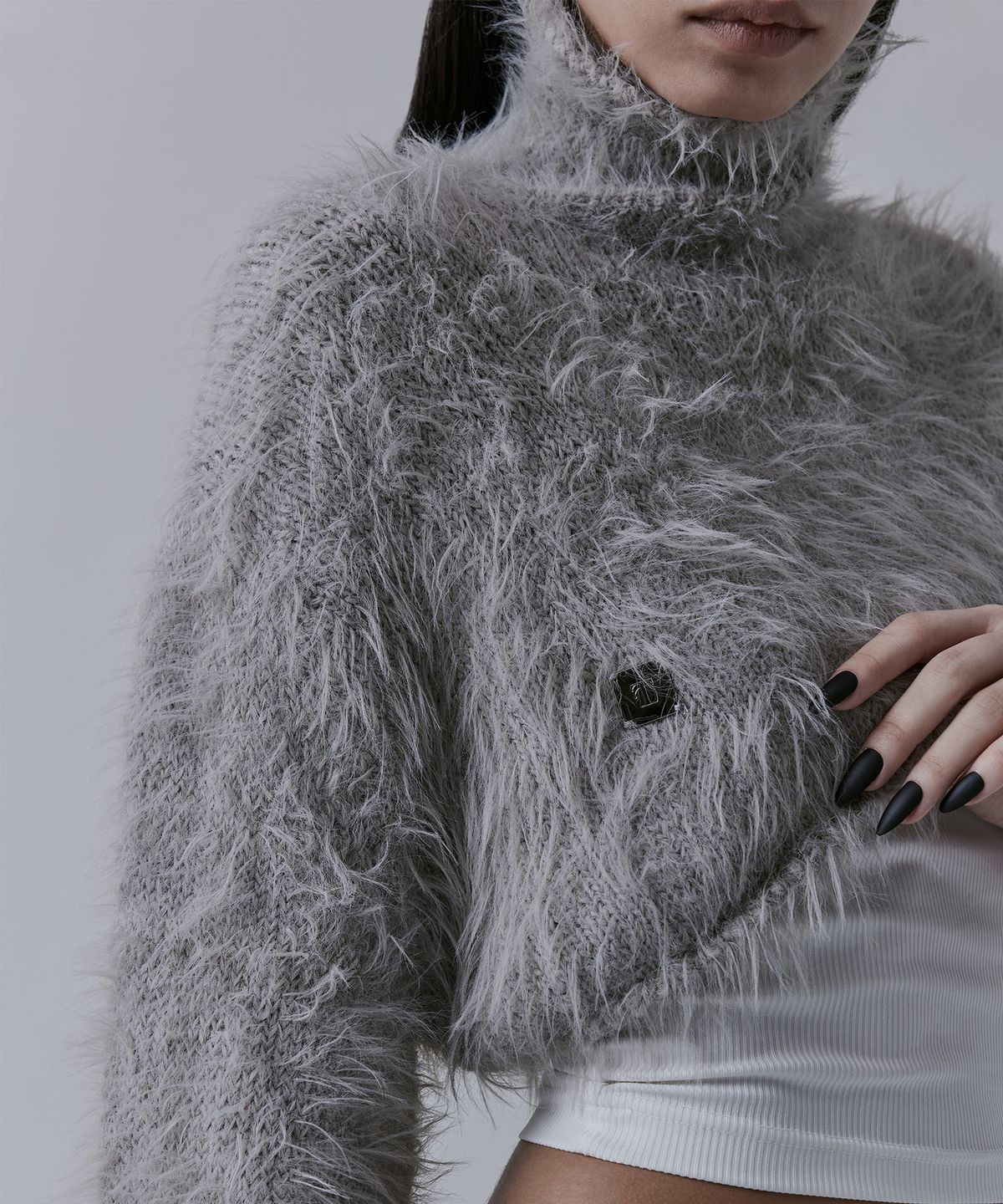 트리밍버드(TREEMINGBIRD) Unbalance High-neck Fur Knit [ Grey ]