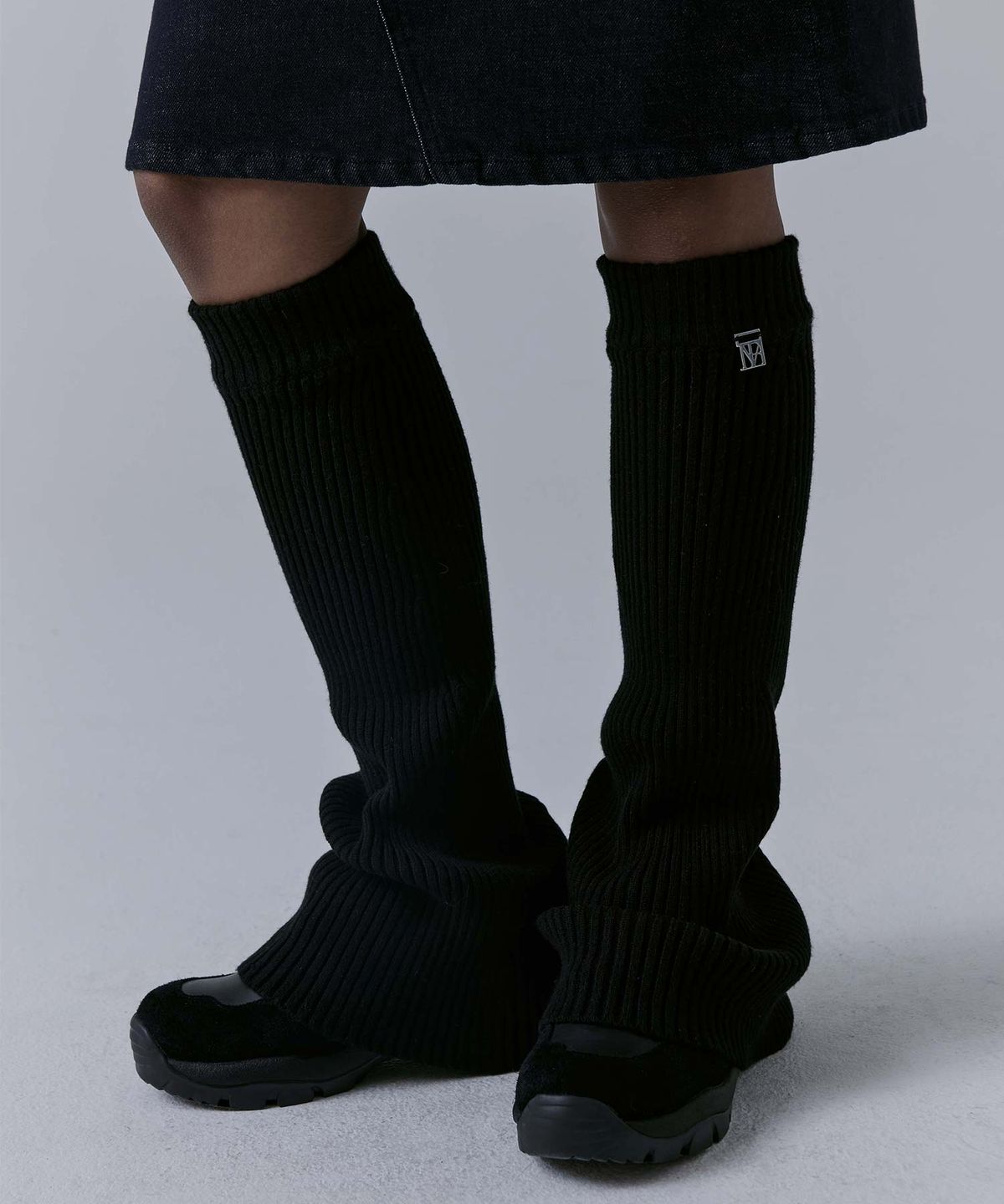 트리밍버드(TREEMINGBIRD) Wide Knit Leg Warmer [ Black ]