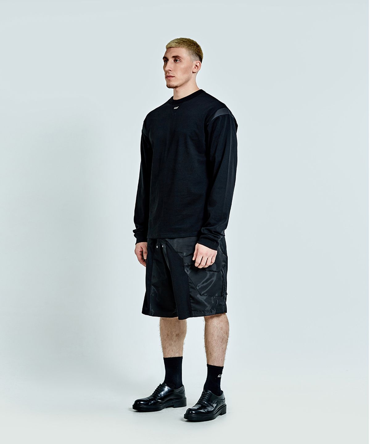 51퍼센트(51PERCENT) Curve Longsleeve - Black