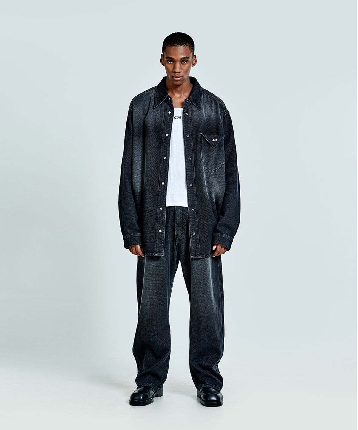 51퍼센트(51PERCENT) Waffle denim shirt - Black