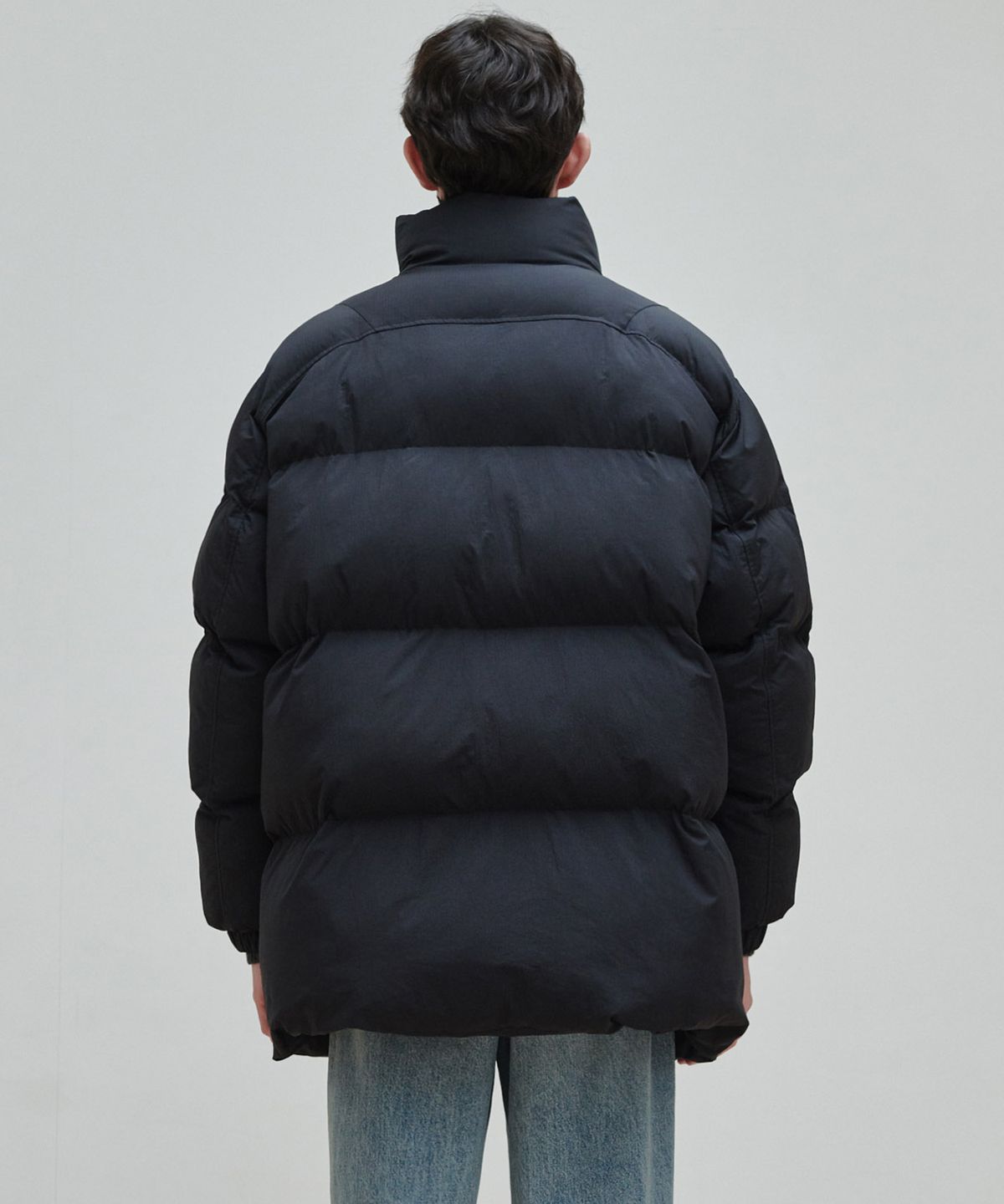 플랙(PLAC) 볼드 미드 랭스 패딩 점퍼 블랙