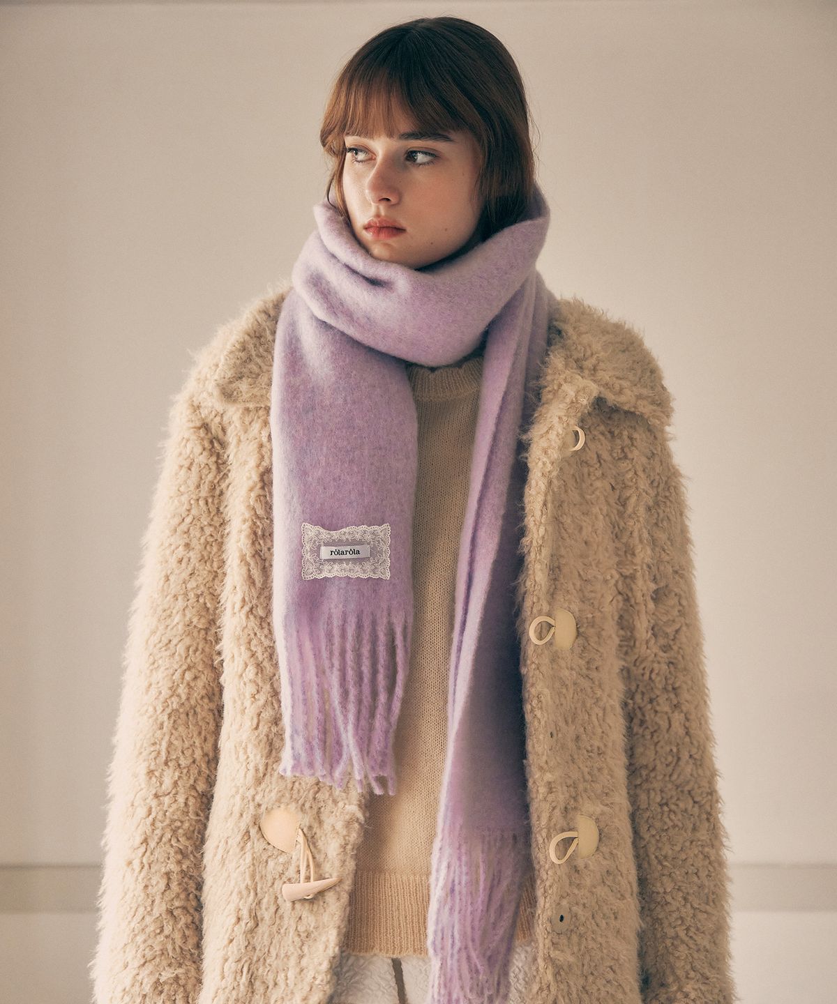 로라로라(ROLAROLA) LACE LABEL HAIRY MUFFLER LAVENDER