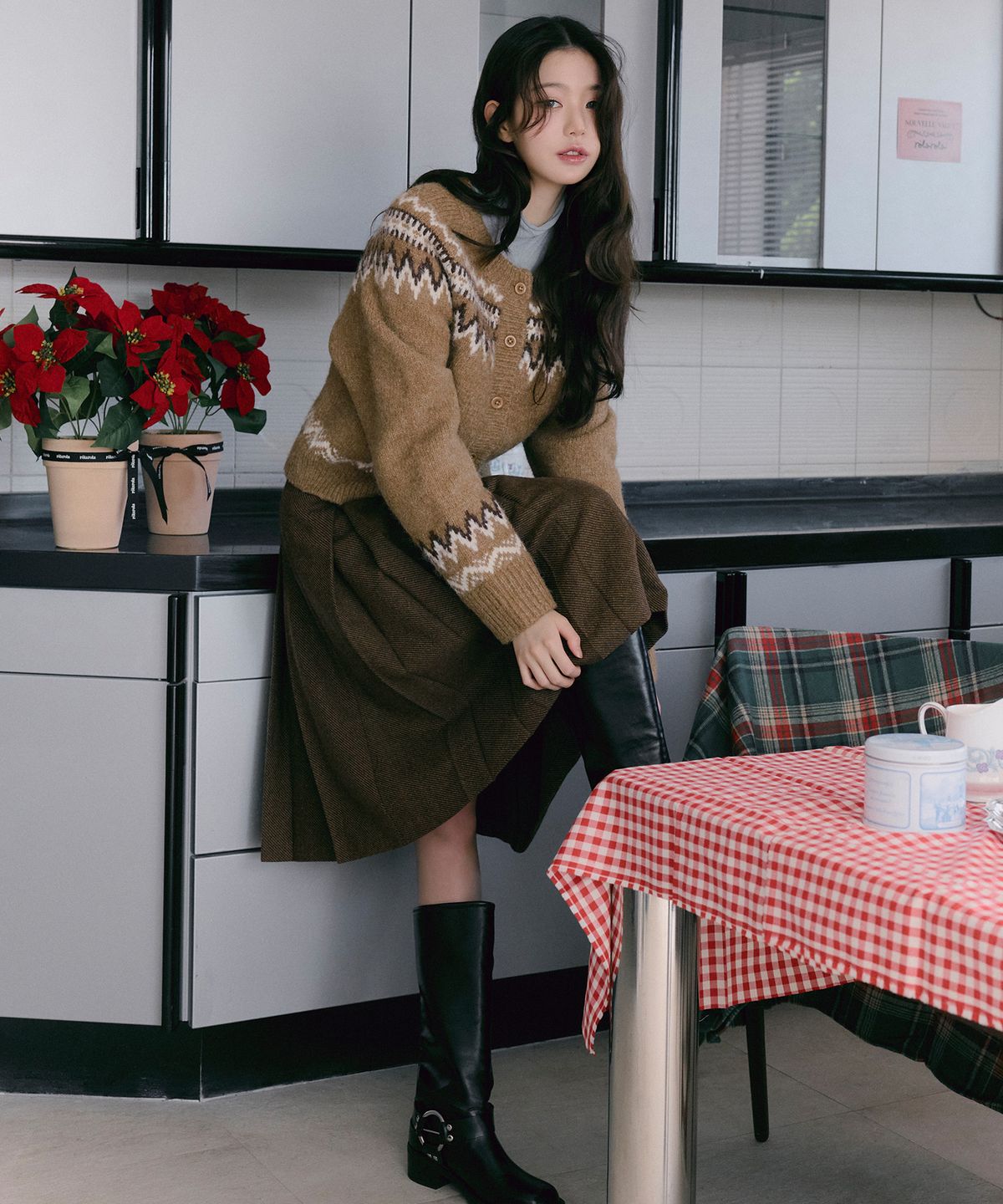 로라로라(ROLAROLA) WOOL BLENDED PLEATS SKIRT BROWN