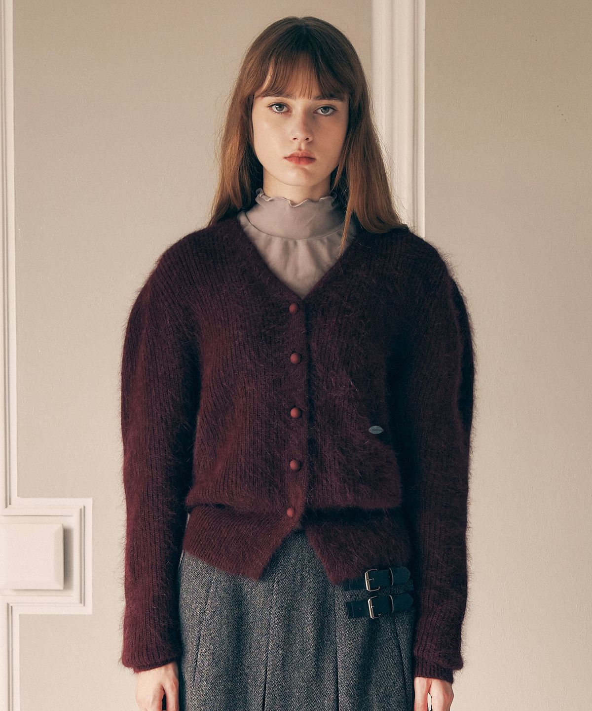 로라로라(ROLAROLA) ANGORA HAIRY BALLOON CARDIGAN BURGUNDY