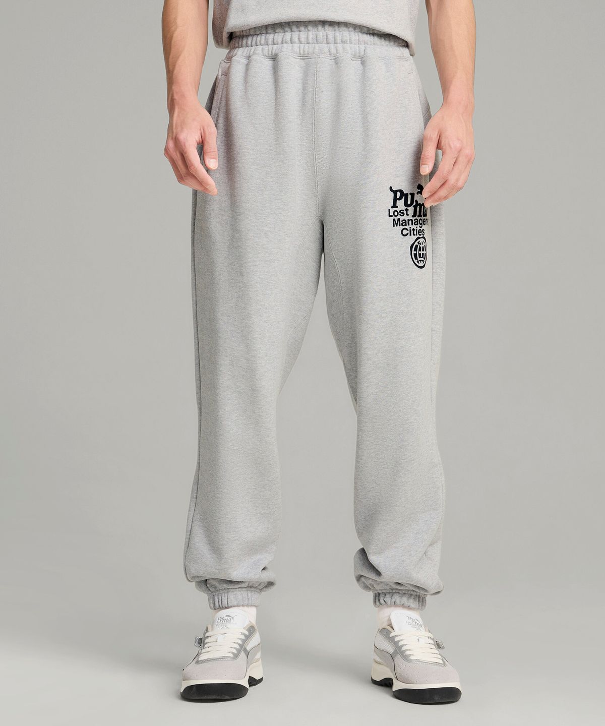 푸마(PUMA) 푸마 x LMC 스웻팬츠 - 그레이 / 626564-04