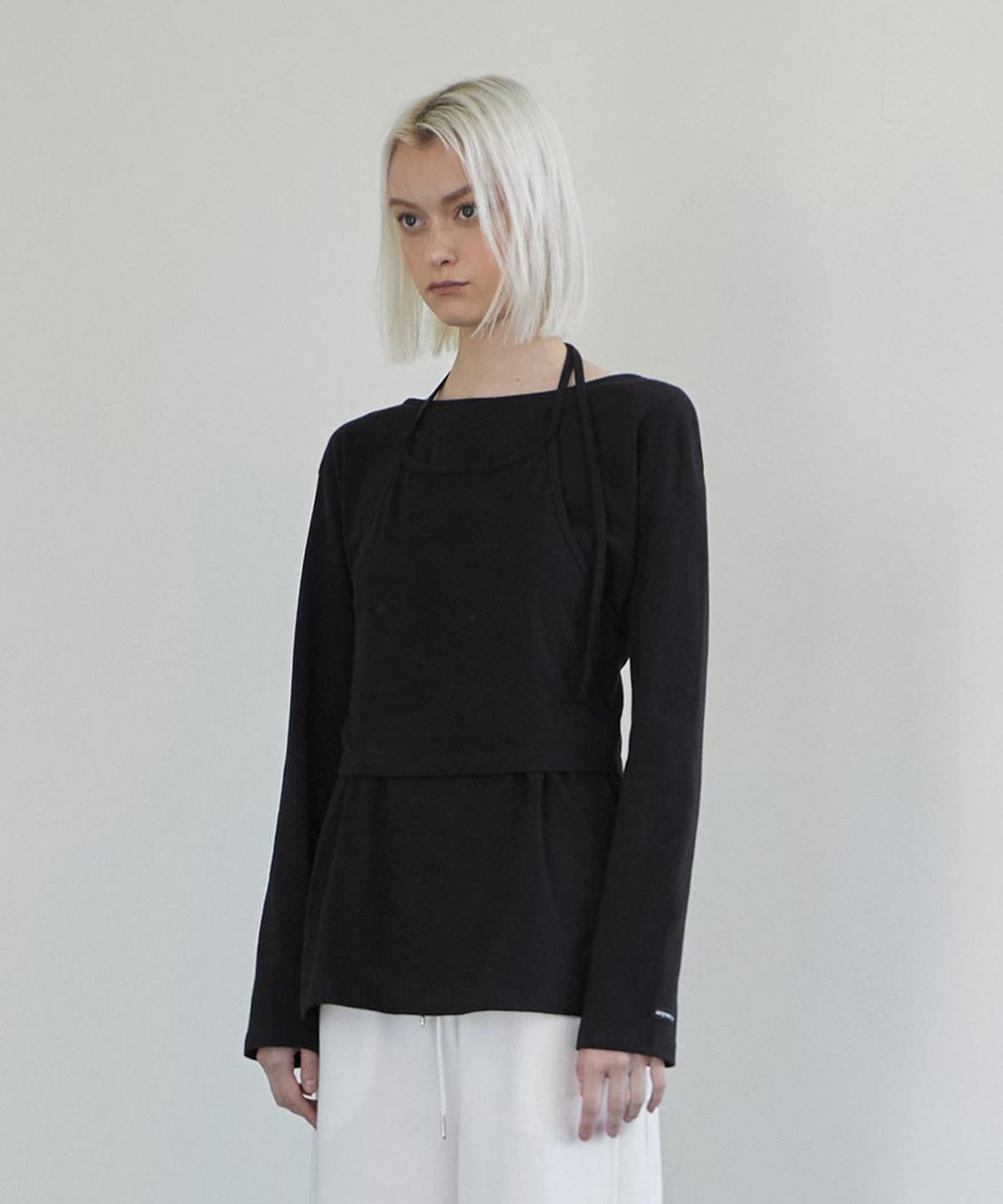 렌세(RENSE) Halter Sleeveless Set T-shirt Black