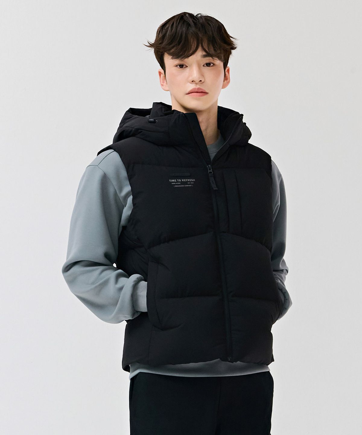 체이스컬트(CHASECULT) 공용 에어 볼륨 후드 베스트-블랙