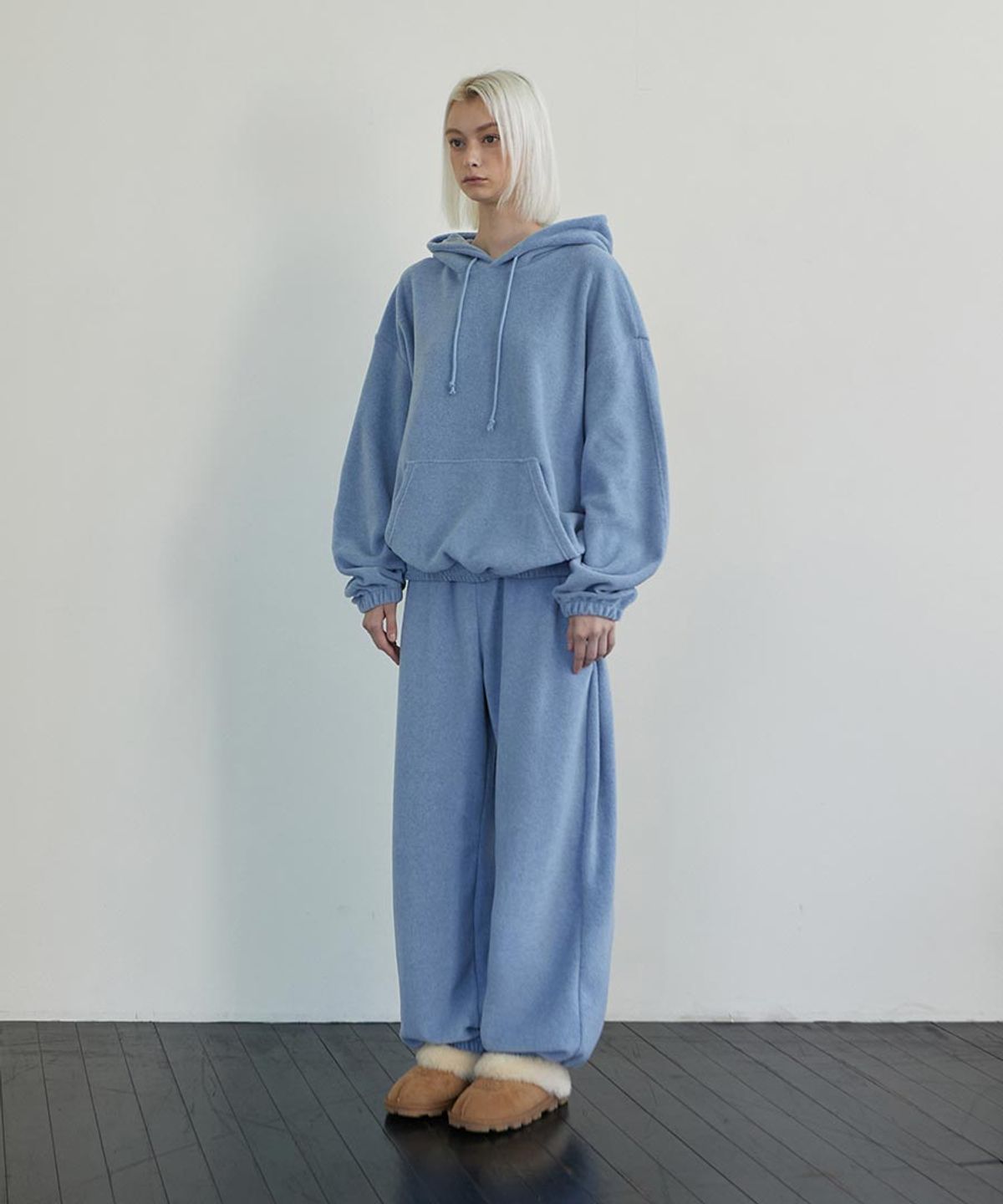 렌세(RENSE) Melange Fleece Pintuck Pants Gray Blue