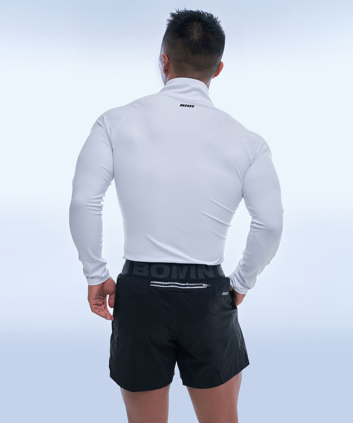 본투윈(BORN TO WIN) SYMBOL B MUSCLE FIT HALF ZIP-UP LONGSLEEVE [WHITE]
