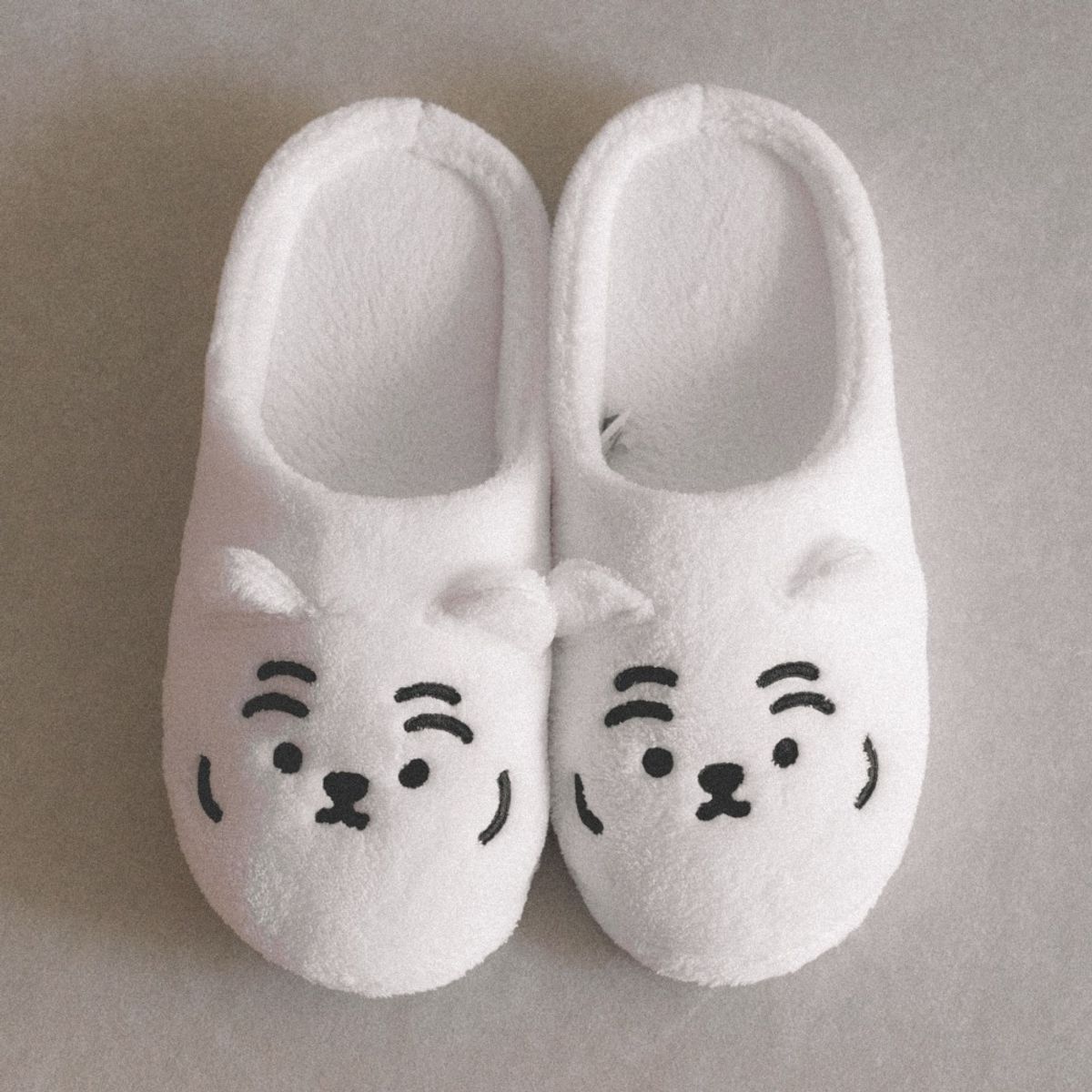 무직타이거(MUZIKTIGER) 뚱랑이 털 슬리퍼 2종