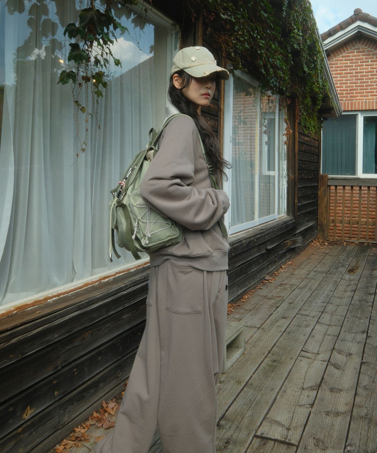 시월107(SIWL107) 크로셰 스웻 팬츠 (모카)