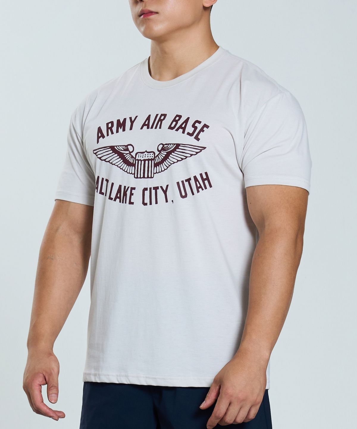 카키그라도(KHAKI GRADO) Army Air Base 레귤러핏 반팔 티셔츠 (Sand Khaki)