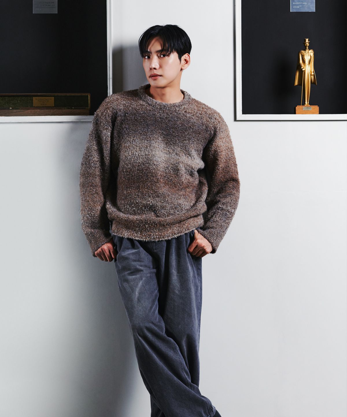 노드유(NODU) NPN 그라데이션 부클 투톤 배색 스트라이프 라운드넥 긴팔 니트 [브라운]