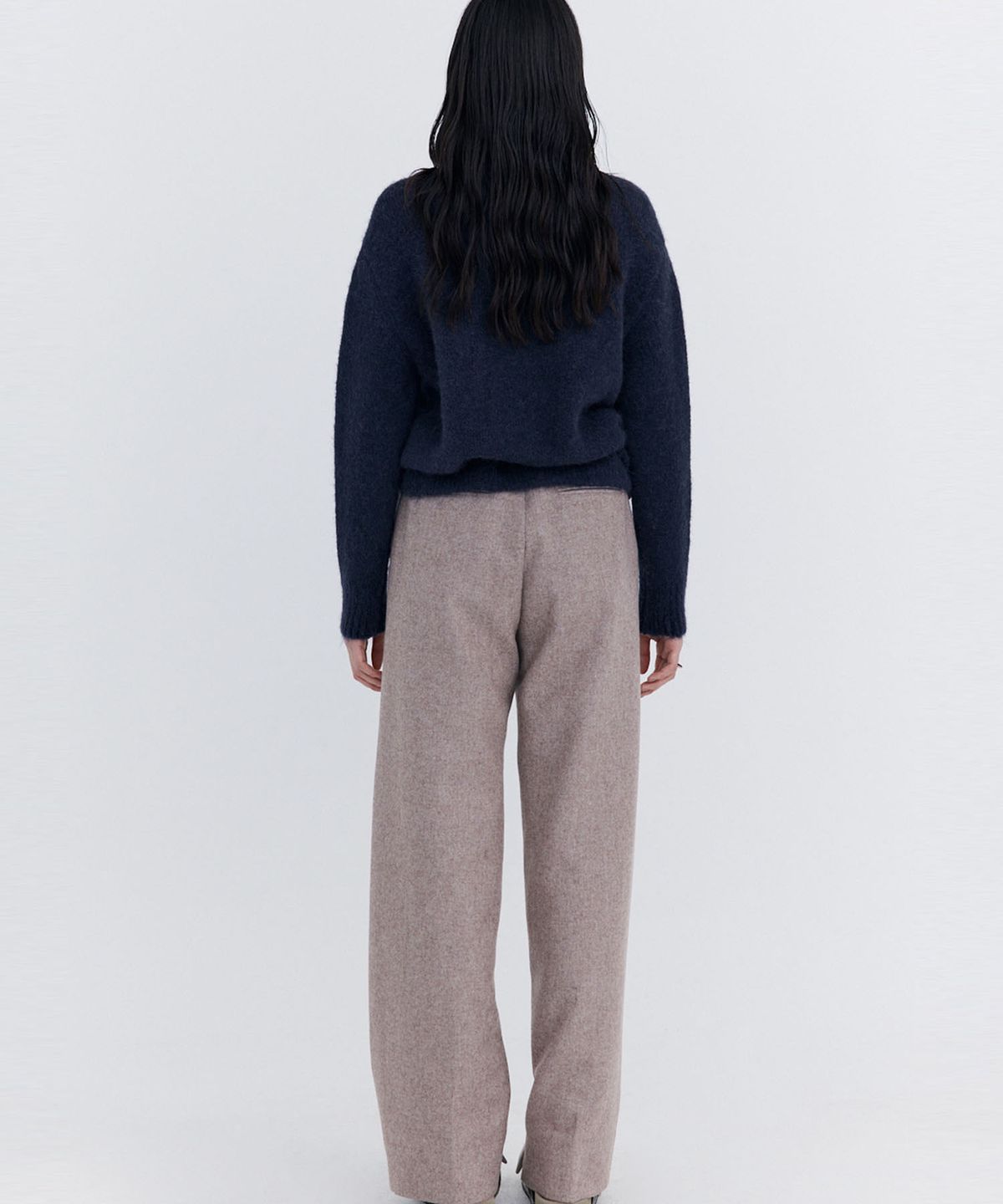 분더캄머(WNDERKAMMER) Alpaca Boucle Knit Pullover_Navy (알파카 부클 니트 풀오버_네이비)