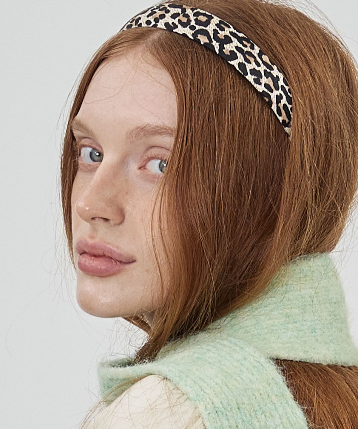 에이본(THE-ABON) 레오파트 헤어밴드 브라운