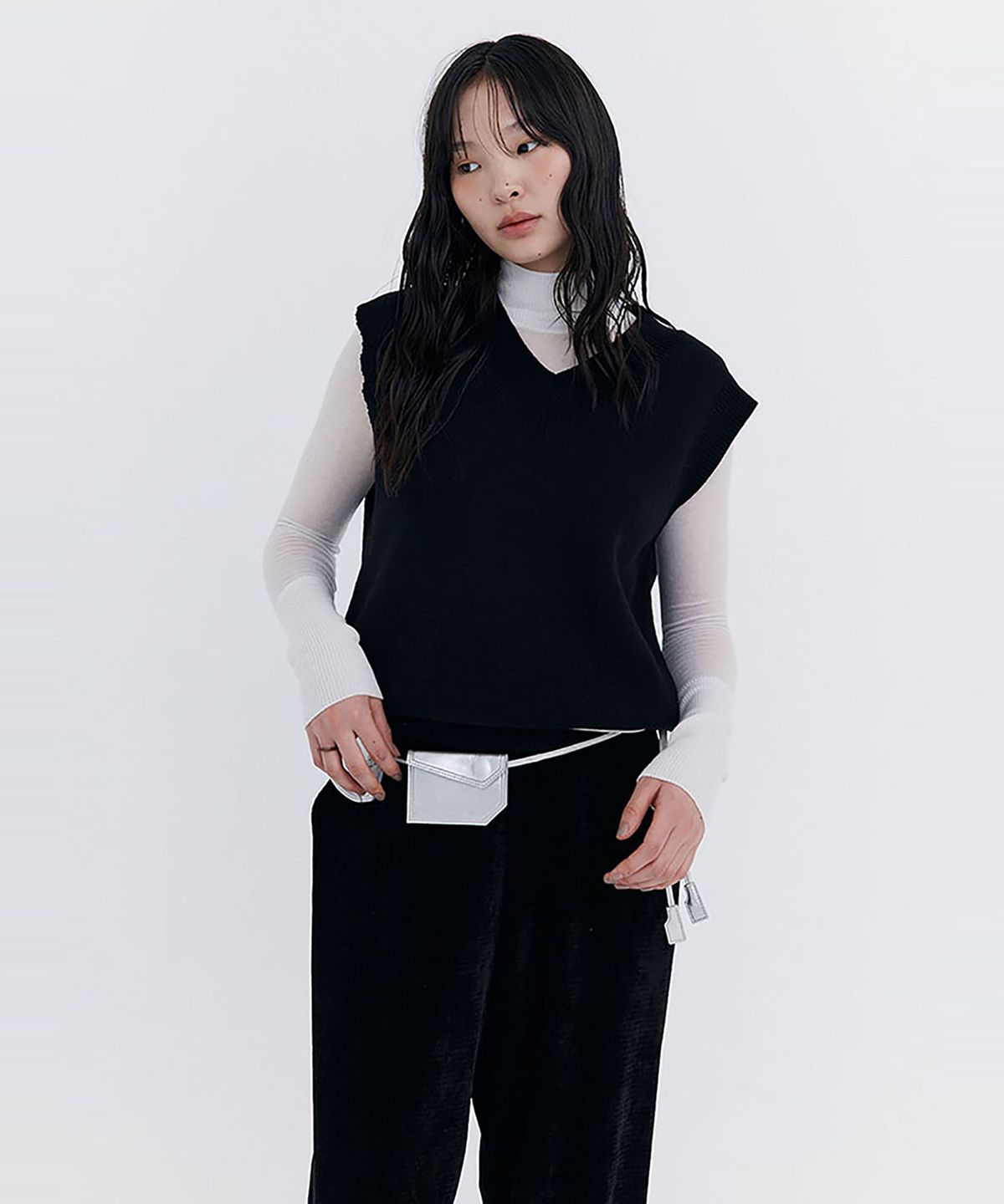 분더캄머(WNDERKAMMER) Damage Knit Vest_Black (데미지 니트 베스트_블랙)