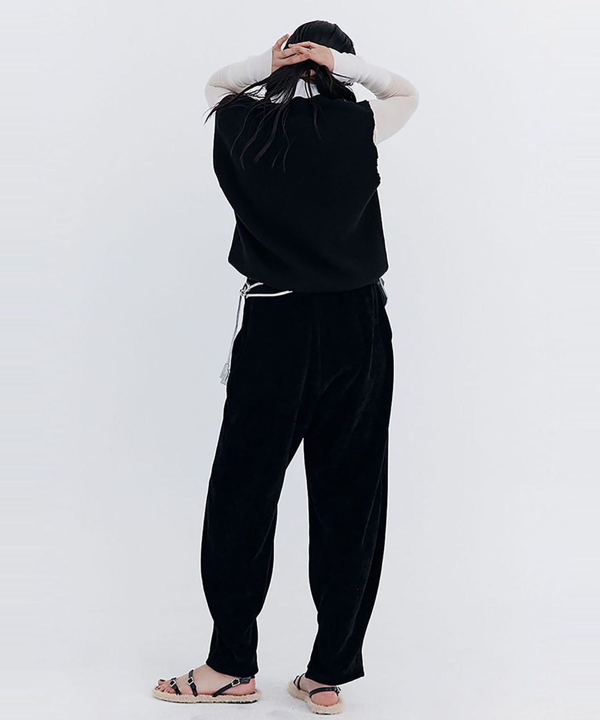 분더캄머(WNDERKAMMER) Damage Knit Vest_Black (데미지 니트 베스트_블랙)