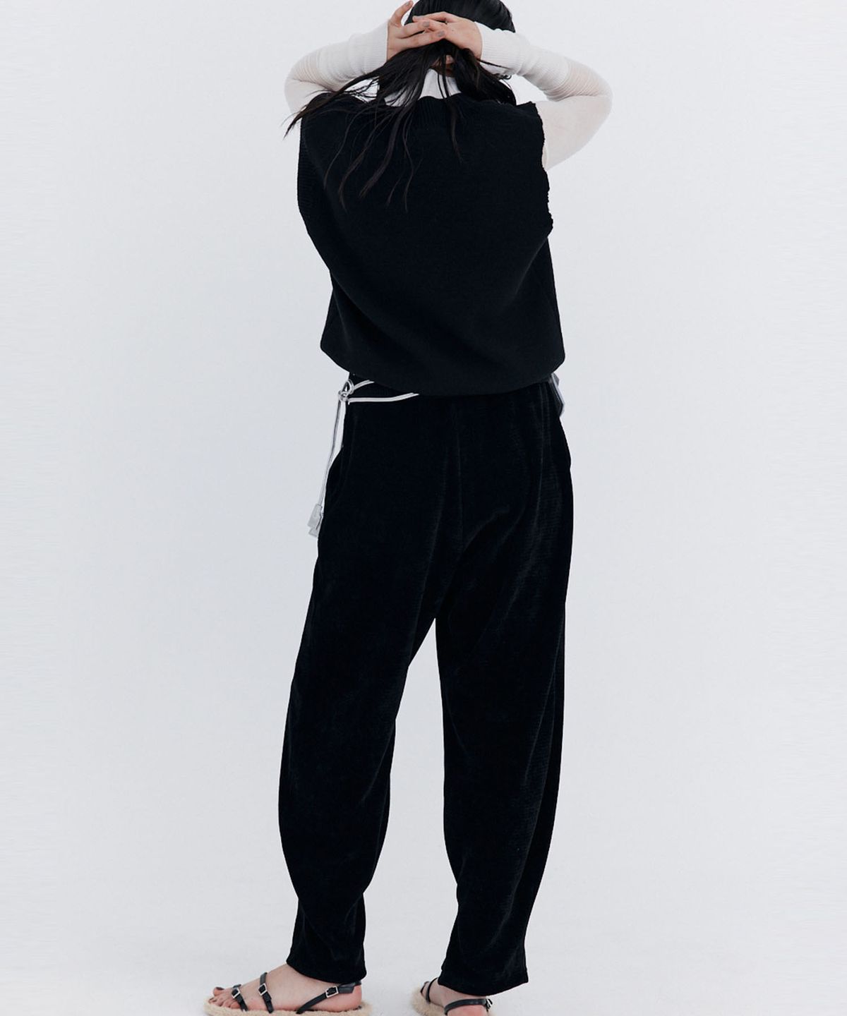 분더캄머(WNDERKAMMER) Corduroy Balloon Pants_Black (코듀로이 벌룬 팬츠_블랙)