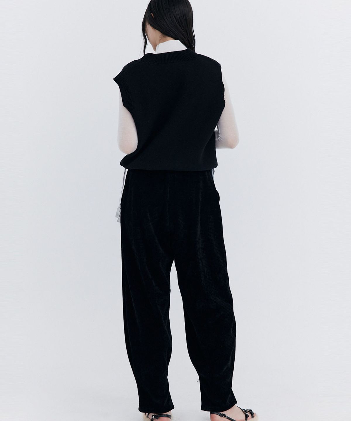 분더캄머(WNDERKAMMER) Corduroy Balloon Pants_Black (코듀로이 벌룬 팬츠_블랙)