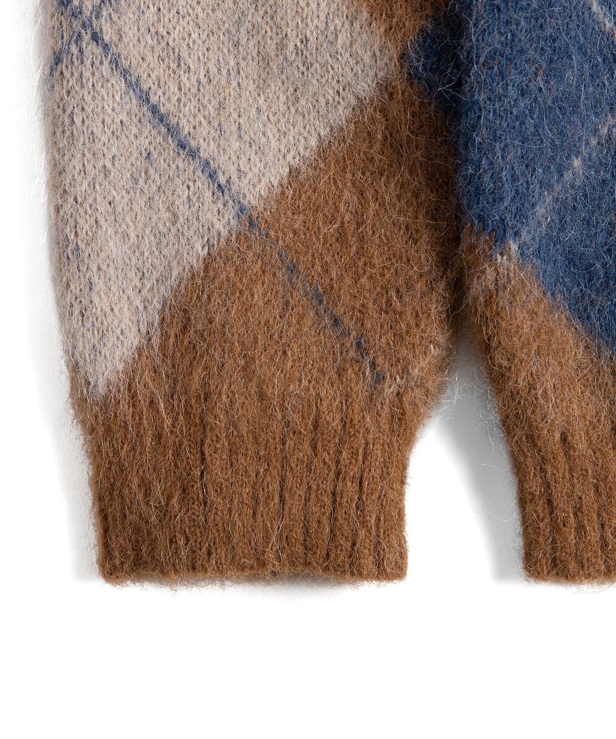 와일드 브릭스(WILD BRICKS) W22 ARGYLE CARDIGAN (camel)