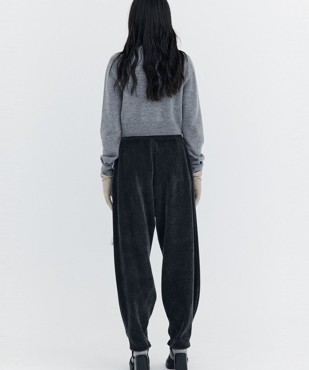분더캄머(WNDERKAMMER) Corduroy Balloon Pants_Charcoal (코듀로이 벌룬 팬츠_차콜)