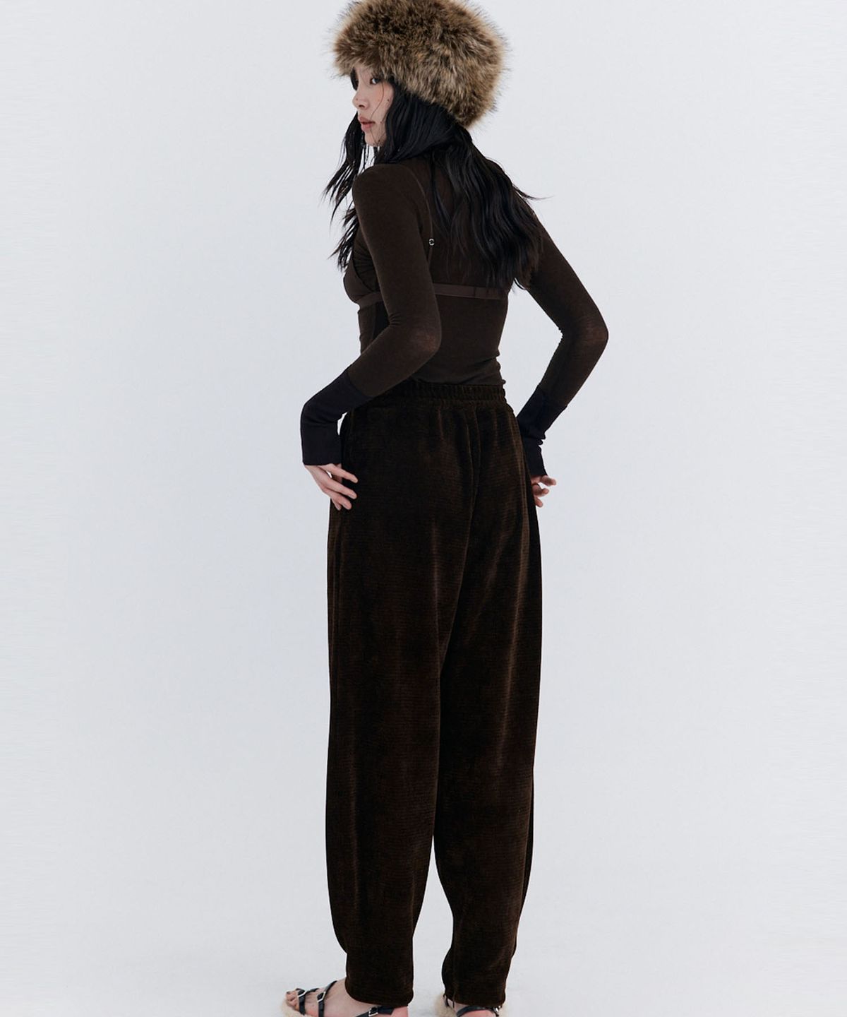 분더캄머(WNDERKAMMER) Corduroy Balloon Pants_Brown (코듀로이 벌룬 팬츠_브라운)