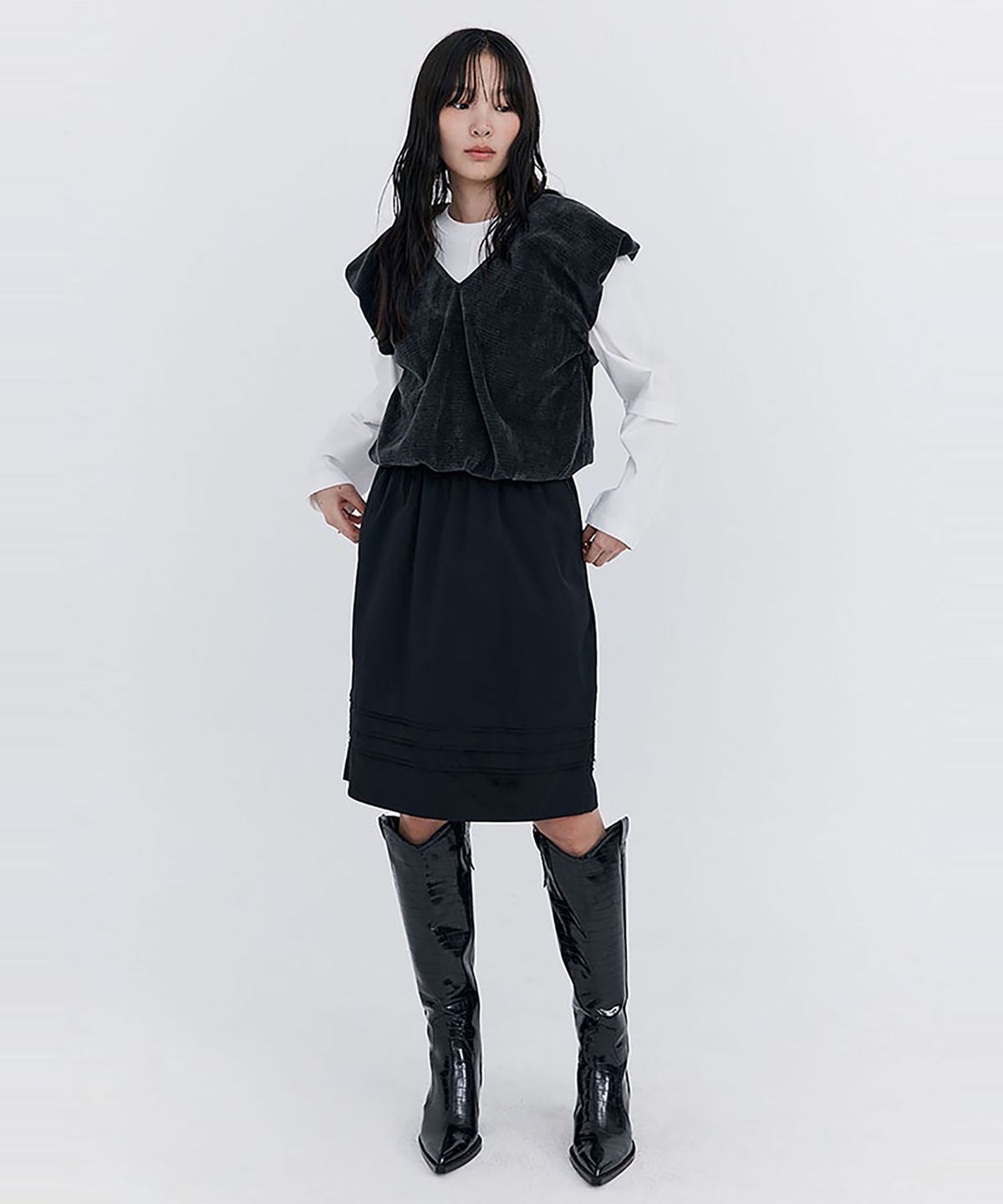분더캄머(WNDERKAMMER) Corduroy Balloon Vest_Charcoal (코듀로이 벌룬 베스트_차콜)