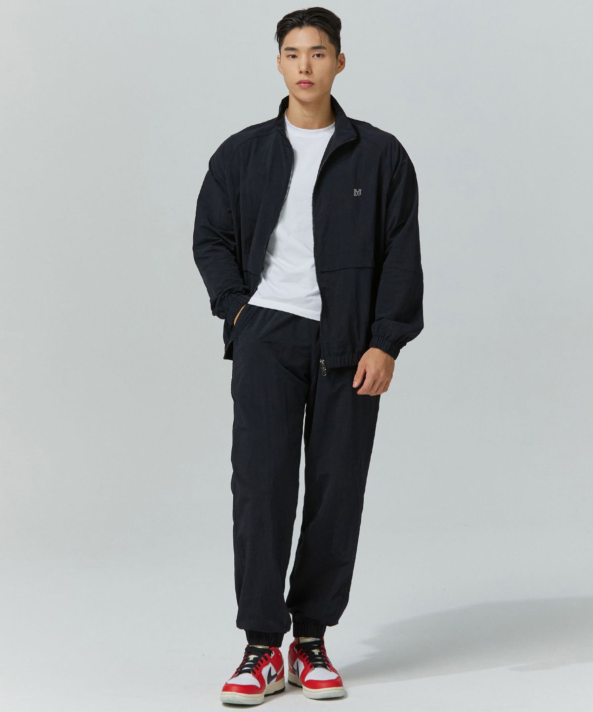 블랙몬스터핏(BLACK MONSTER FIT) 타스란 윈드 브레이커 셋업 (2color)