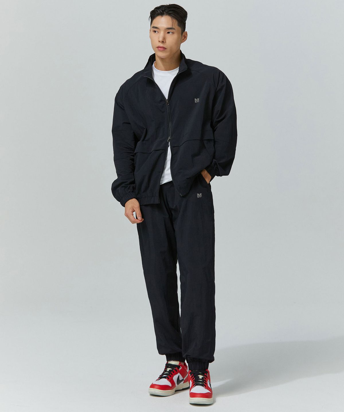 블랙몬스터핏(BLACK MONSTER FIT) 타스란 윈드 브레이커 셋업 (2color)
