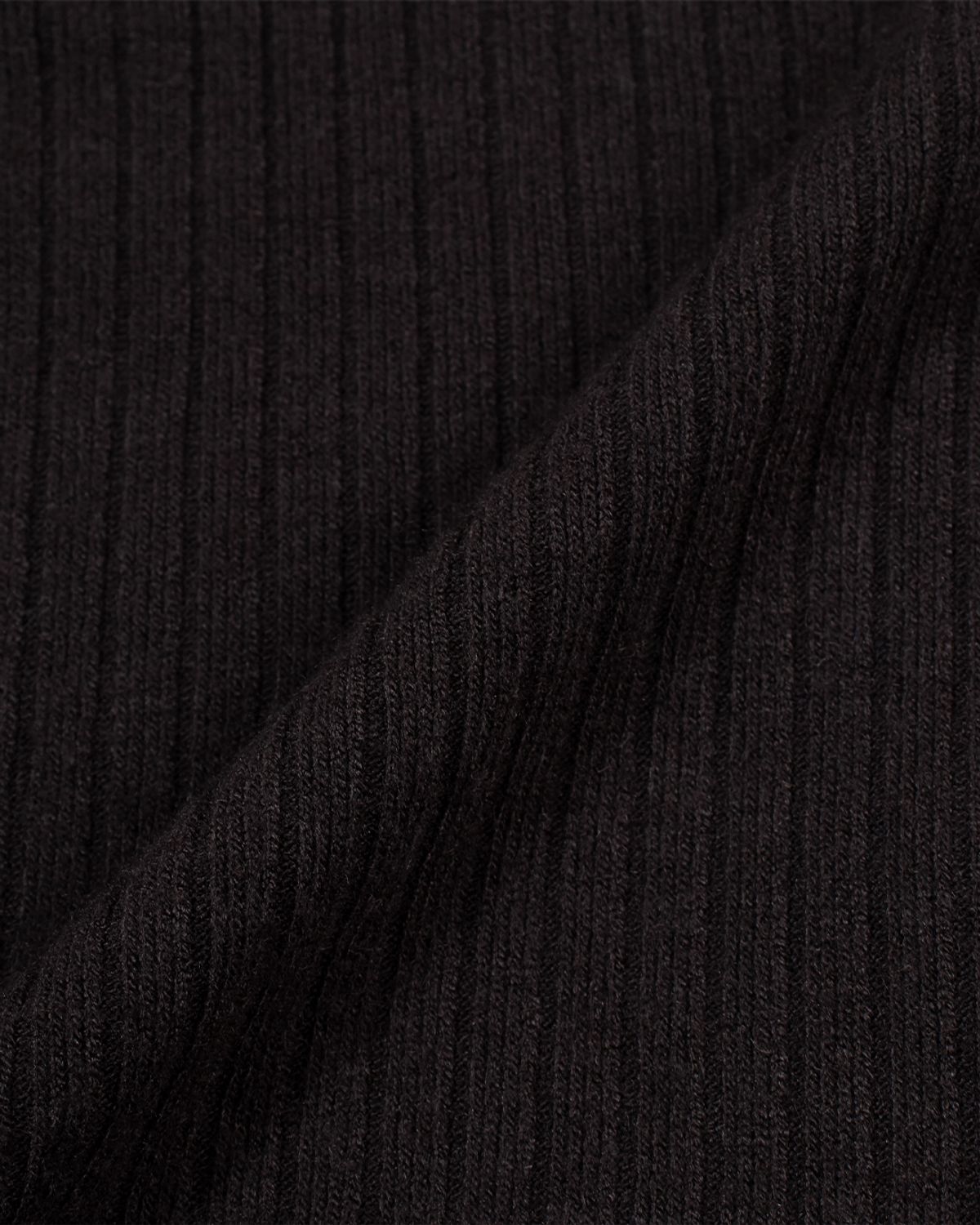 모아(MOAA) 립 타이 카디건 (BLACK)