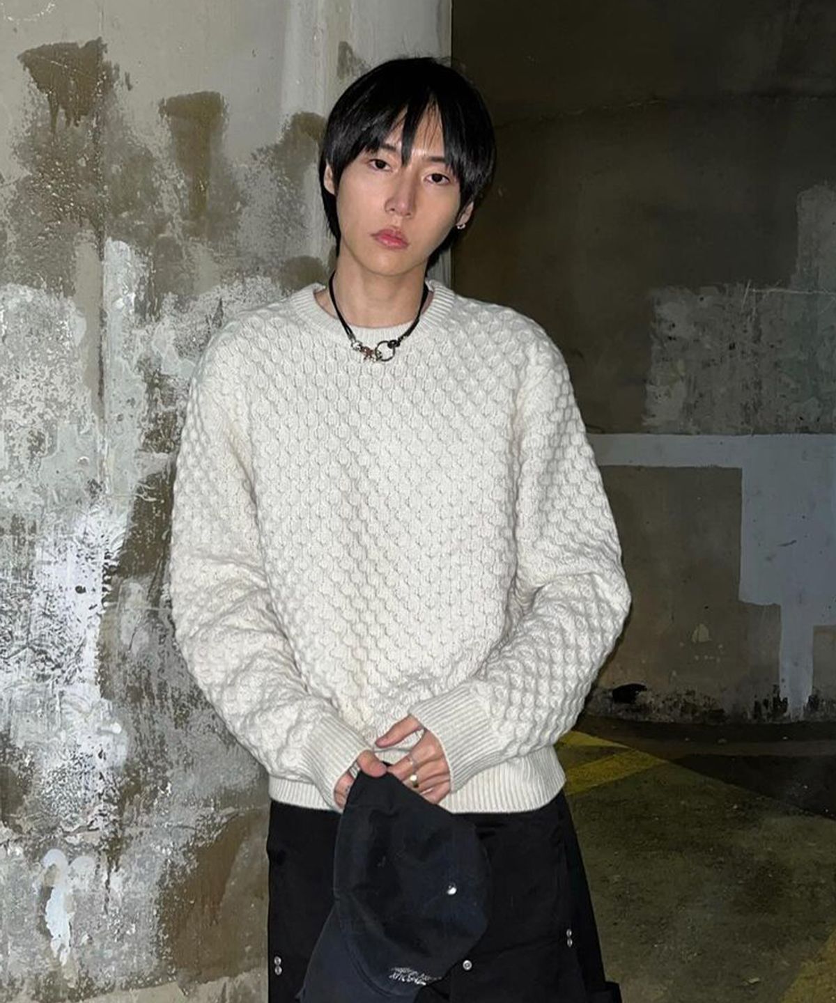 인템포무드(INTEMPOMOOD) 크로플 라운드 넥 니트_아이보리