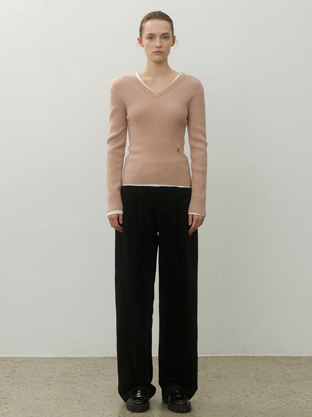 아틀리에 나인(ATELIER NAIN) (PT-5609)ESSENTIAL CORDUROY TWO-TUCK PANTS