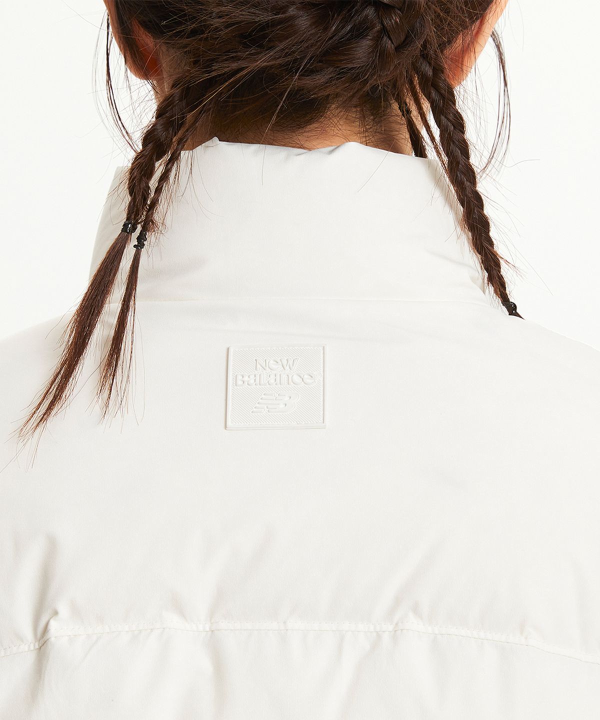 뉴발란스(NEW BALANCE) NBNPE4W102 / WOMEN 액티브 숏 구스다운 (6컬러)