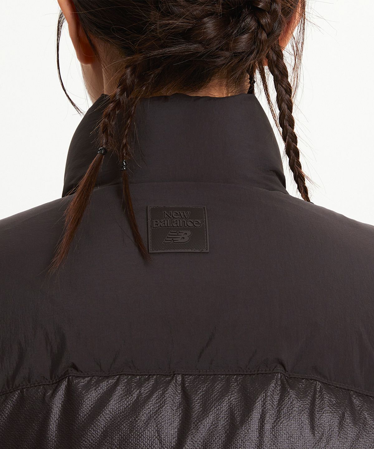 뉴발란스(NEW BALANCE) NBNPE4W102 / WOMEN 액티브 숏 구스다운 (6컬러)