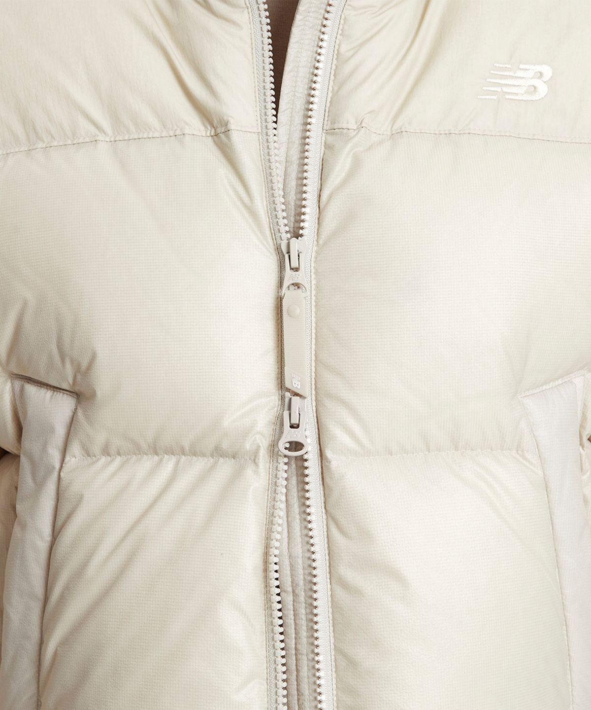뉴발란스(NEW BALANCE) NBNPE4W102 / WOMEN 액티브 숏 구스다운 (6컬러)