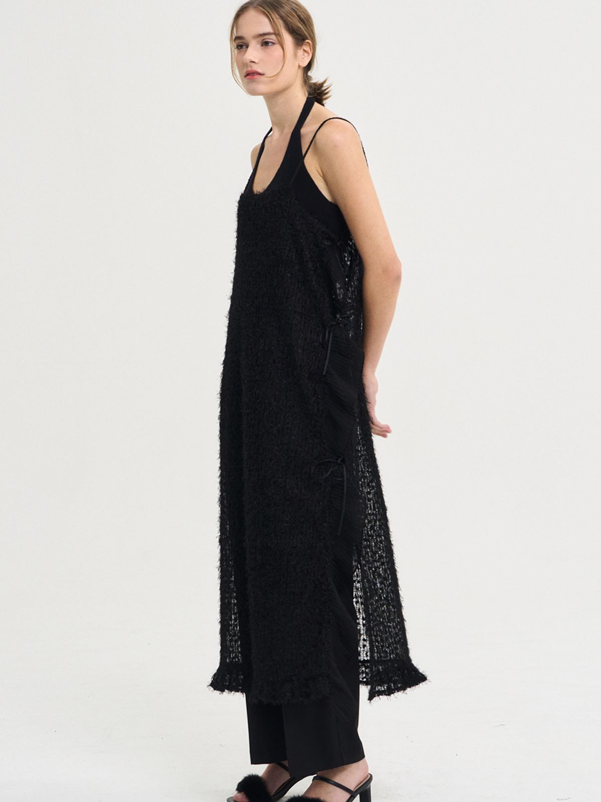 쏘리, 투 머치 러브(SORRY, TOO MUCH LOVE) Melody Lace Layered Ruffle Dress_Black