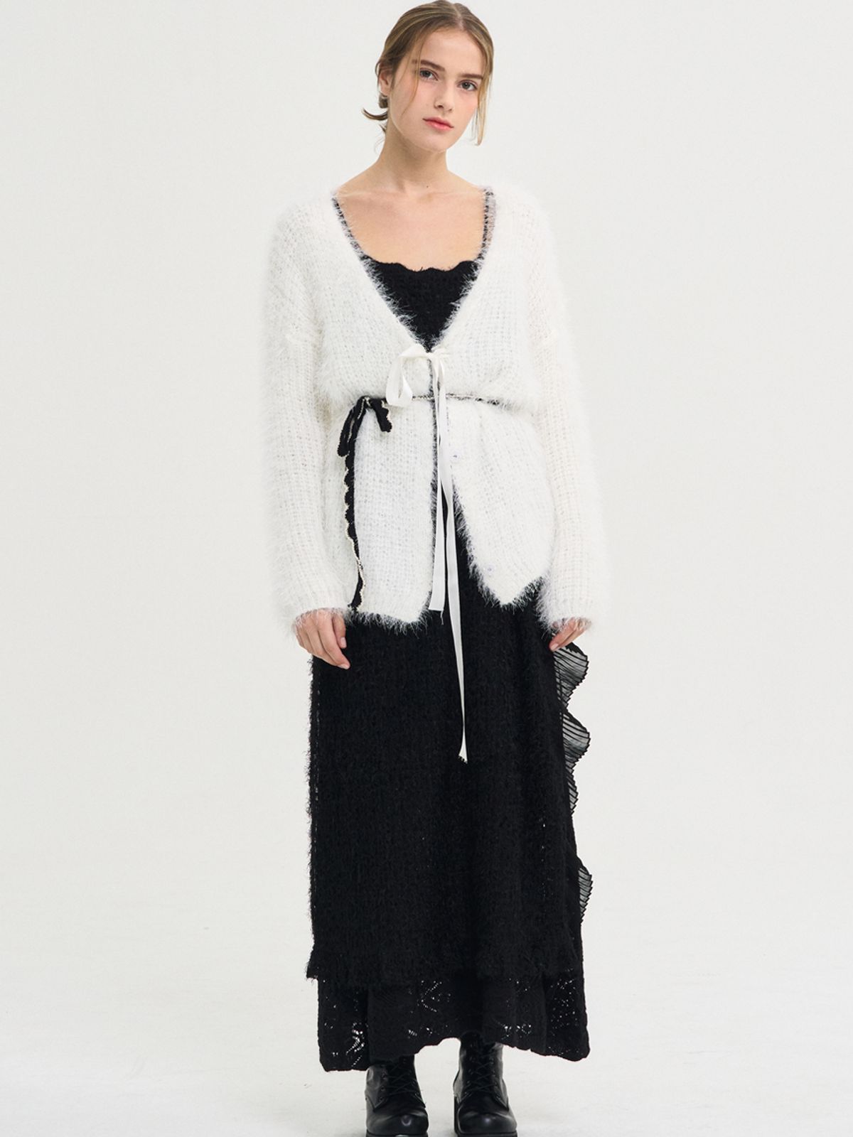 쏘리, 투 머치 러브(SORRY, TOO MUCH LOVE) Melody Lace Layered Ruffle Dress_Black