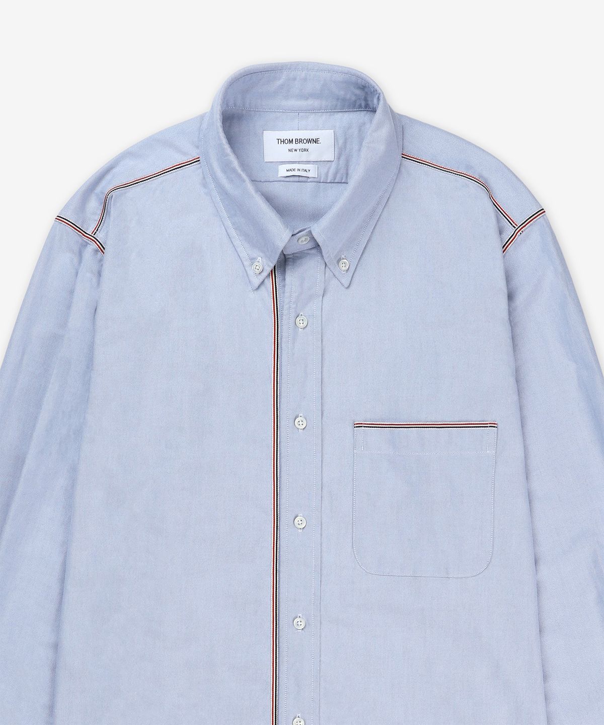 톰 브라운(THOM BROWNE) 스트레이트 핏 롱슬리브 옥스포드 셔츠 - 라이트 블루 / MWL406AF0313480