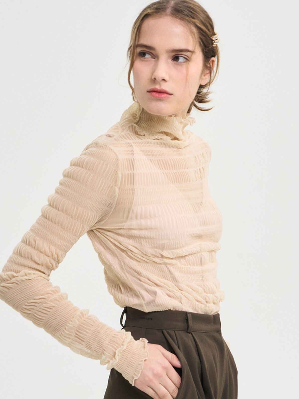 쏘리, 투 머치 러브(SORRY, TOO MUCH LOVE) Cien Shirring See through Turtleneck Top_Beige
