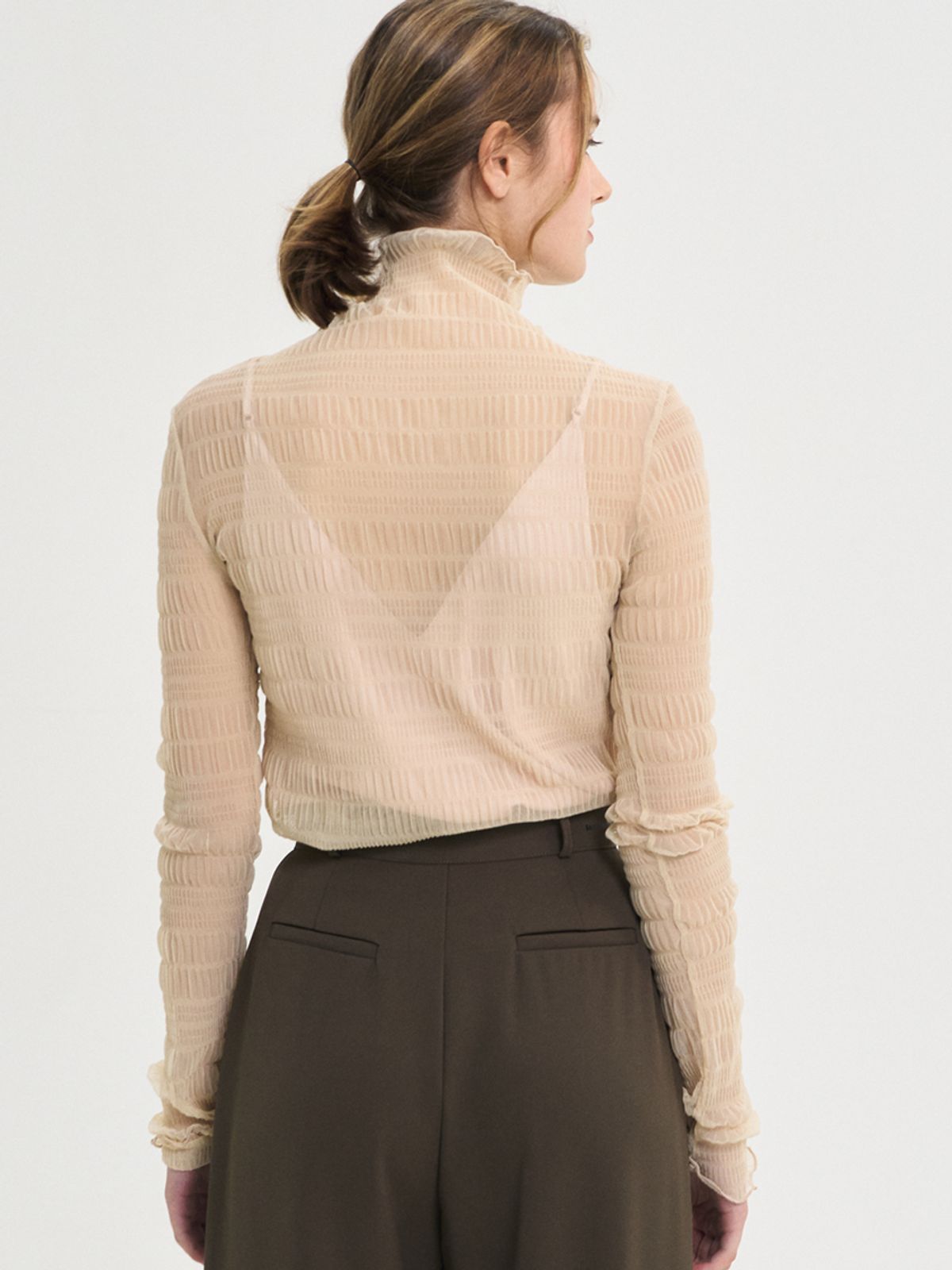 쏘리, 투 머치 러브(SORRY, TOO MUCH LOVE) Cien Shirring See through Turtleneck Top_Beige