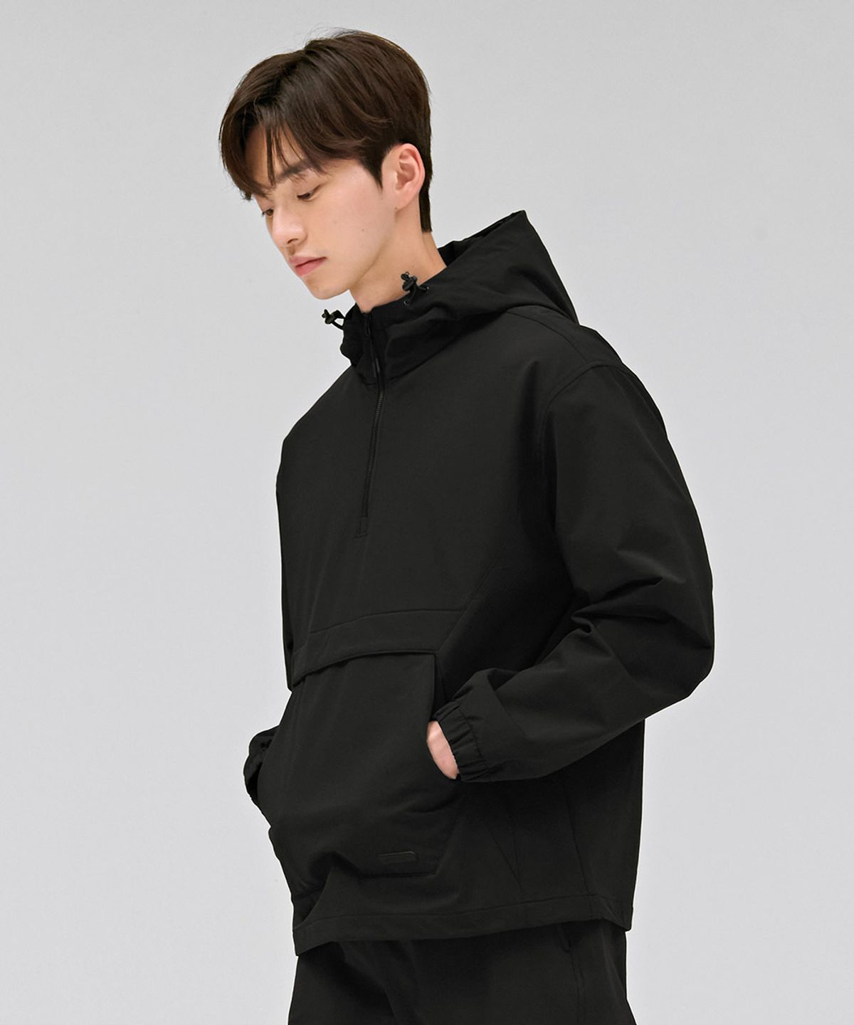 체이스컬트(CHASECULT) 공용 스트레치 기모 후드 아노락 티셔츠-블랙