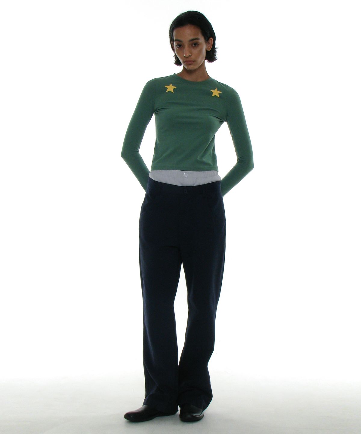 파르티멘토 우먼(PARTIMENTO WOMEN) 아모레 93 프린티드 롱슬리브 티_그린