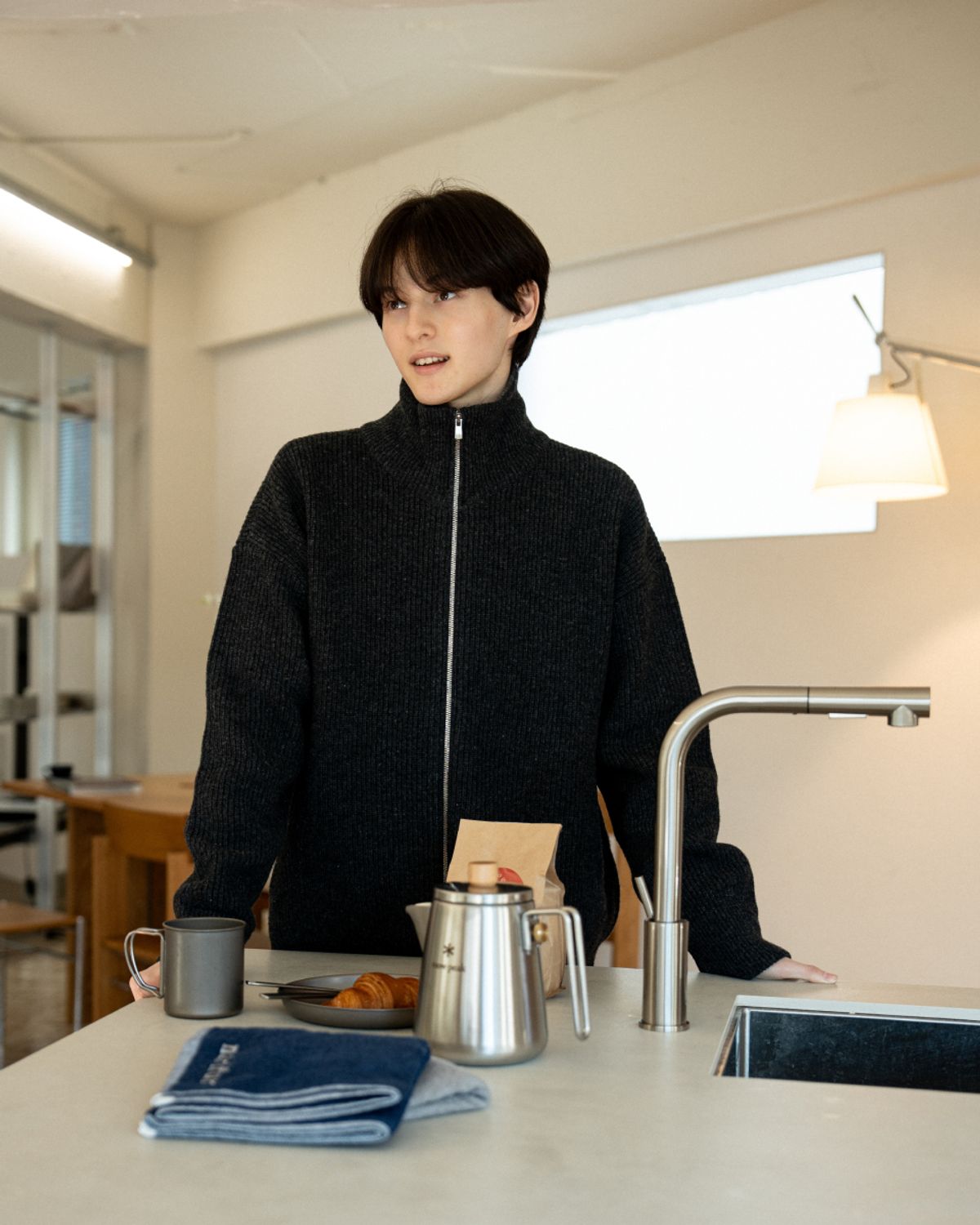 아스트레이(ASTLAY) Excella Lambswool Knit zip-up (Charcoal /M.Gray)