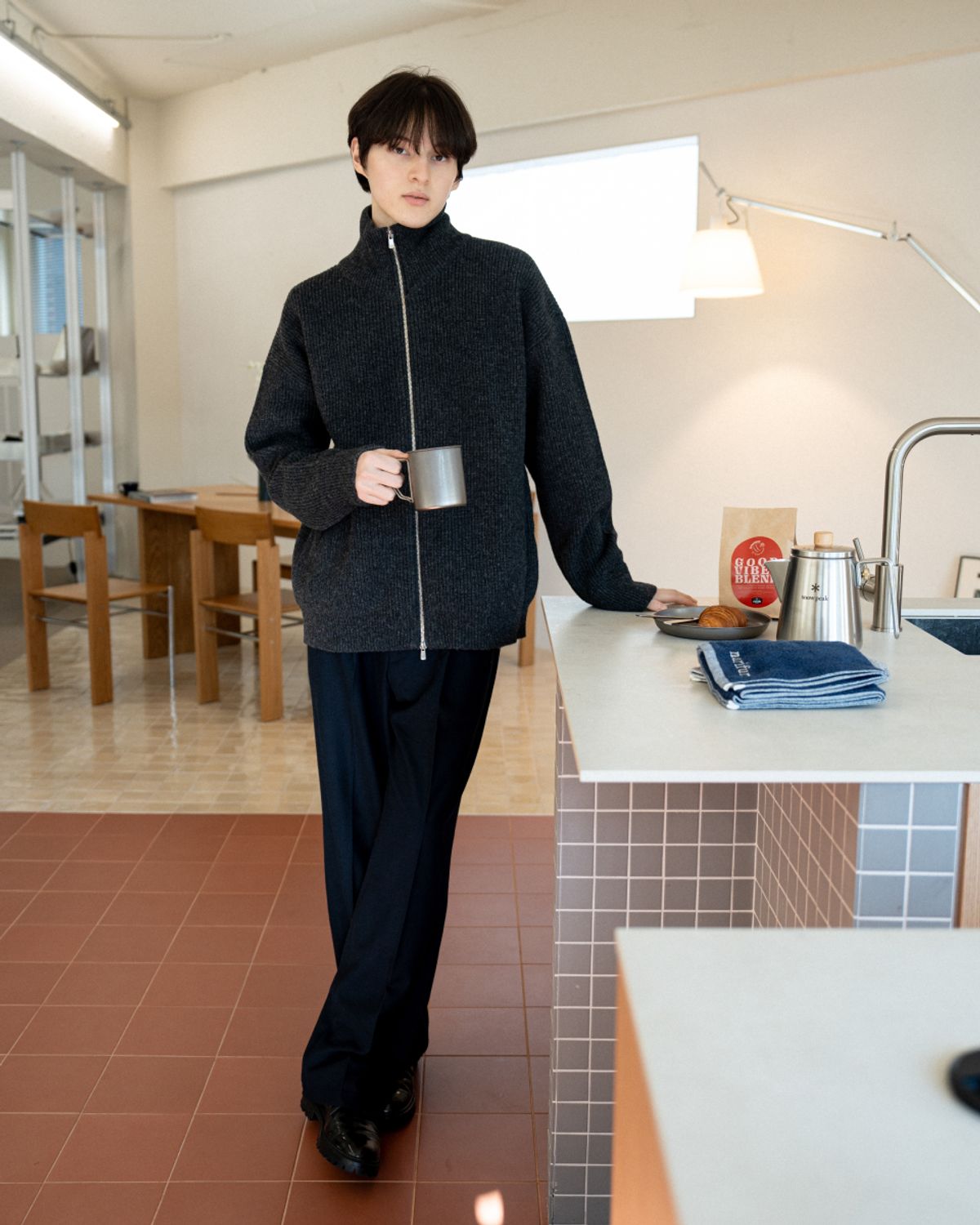 아스트레이(ASTLAY) Excella Lambswool Knit zip-up (Charcoal /M.Gray)