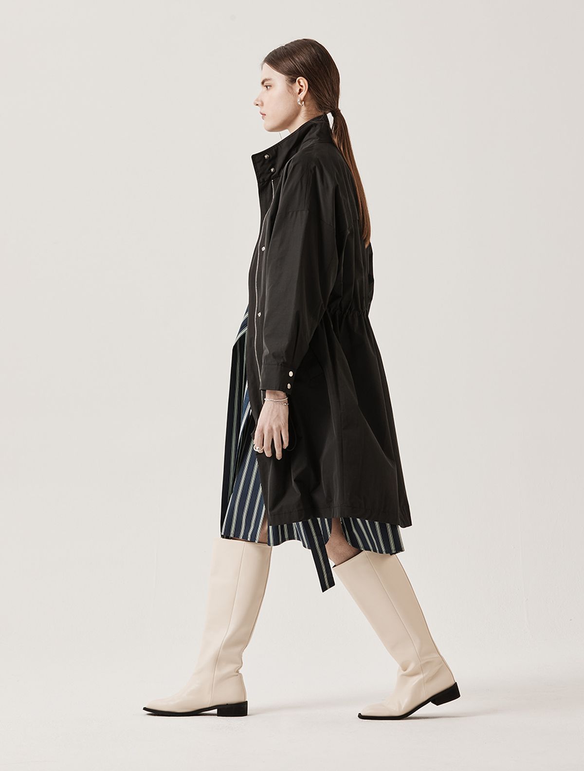 르이엘(LE YIEL) String Long Jumper 스트링 롱 점퍼