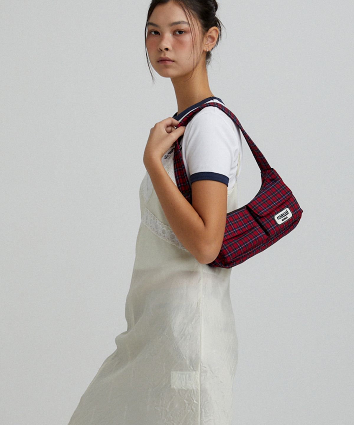 마크니(MACNI) TWO POCKET MINI HOBO BAG RED CHECK