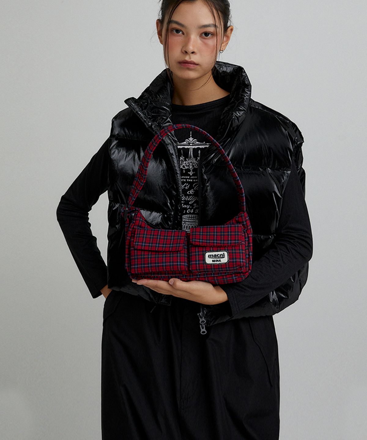 마크니(MACNI) TWO POCKET MINI HOBO BAG RED CHECK