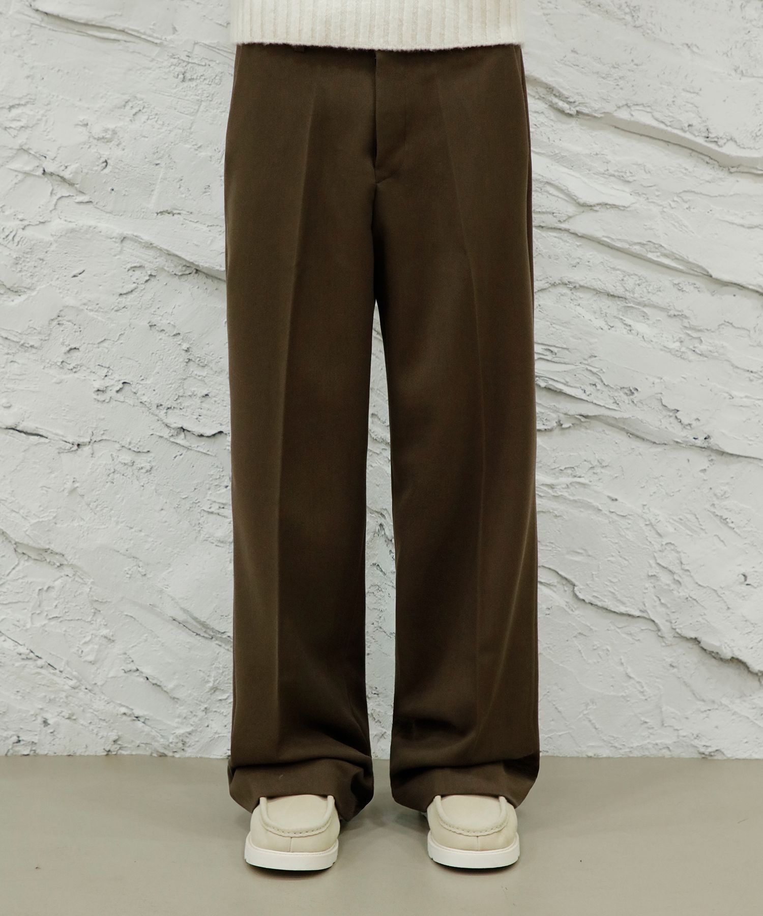 MUSINSA | SIGNATURE Wool Like No Tuck Wide Fit Slacks [Brown]