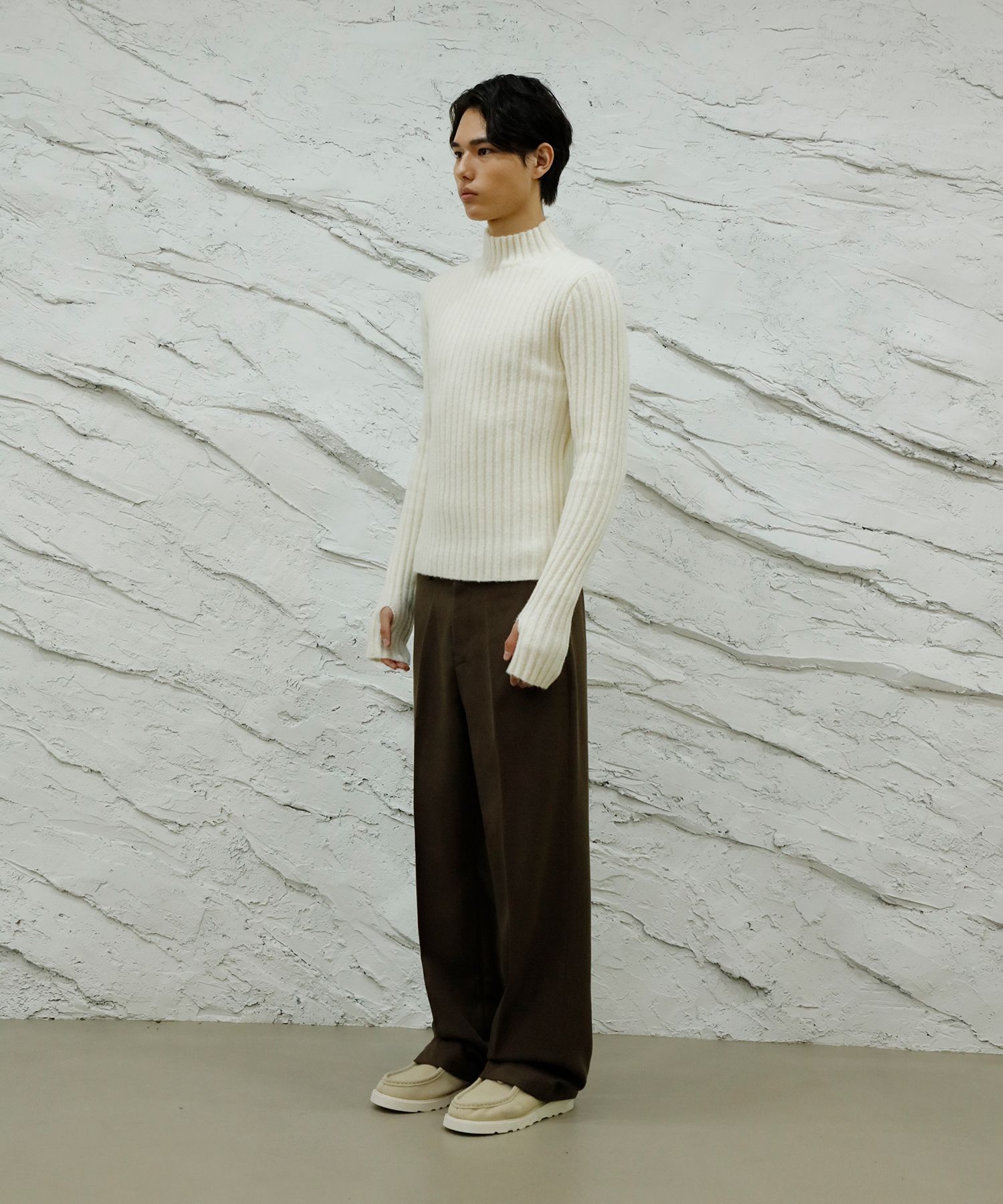 【IONSEOUL】Etsi Wool Wide Slacks 5JH112 Light Wool Max Gabardine Slacks – La Garçonne